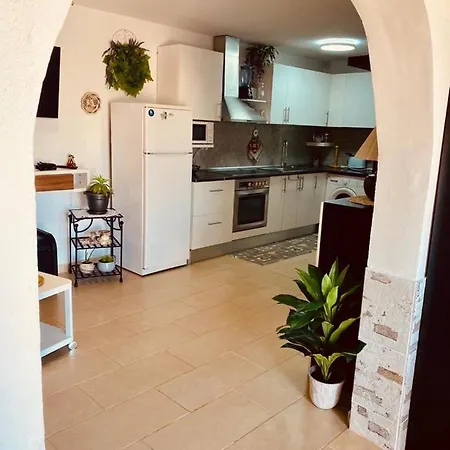 Noemi Puerta Del Sol Apartmán